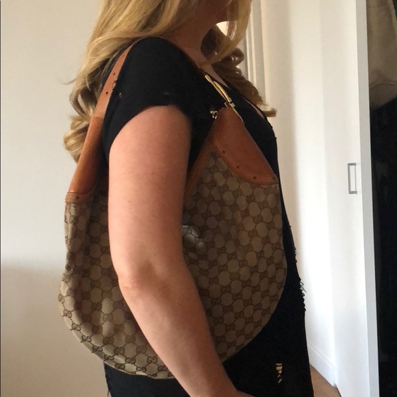 Gucci Hobo crescent bag in traditional print - Picture 7 of 8